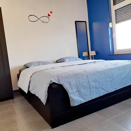 1 Avec Tv, Wifi Et Mini-frigo Mons